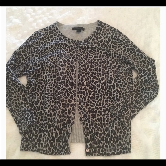 Express Sweaters - 🎉HP🎉Express Cheetah Black and Gray Cheetah Cardigan size Medium